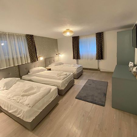 Hotel Adi&Nicol Sibiu Esterno foto